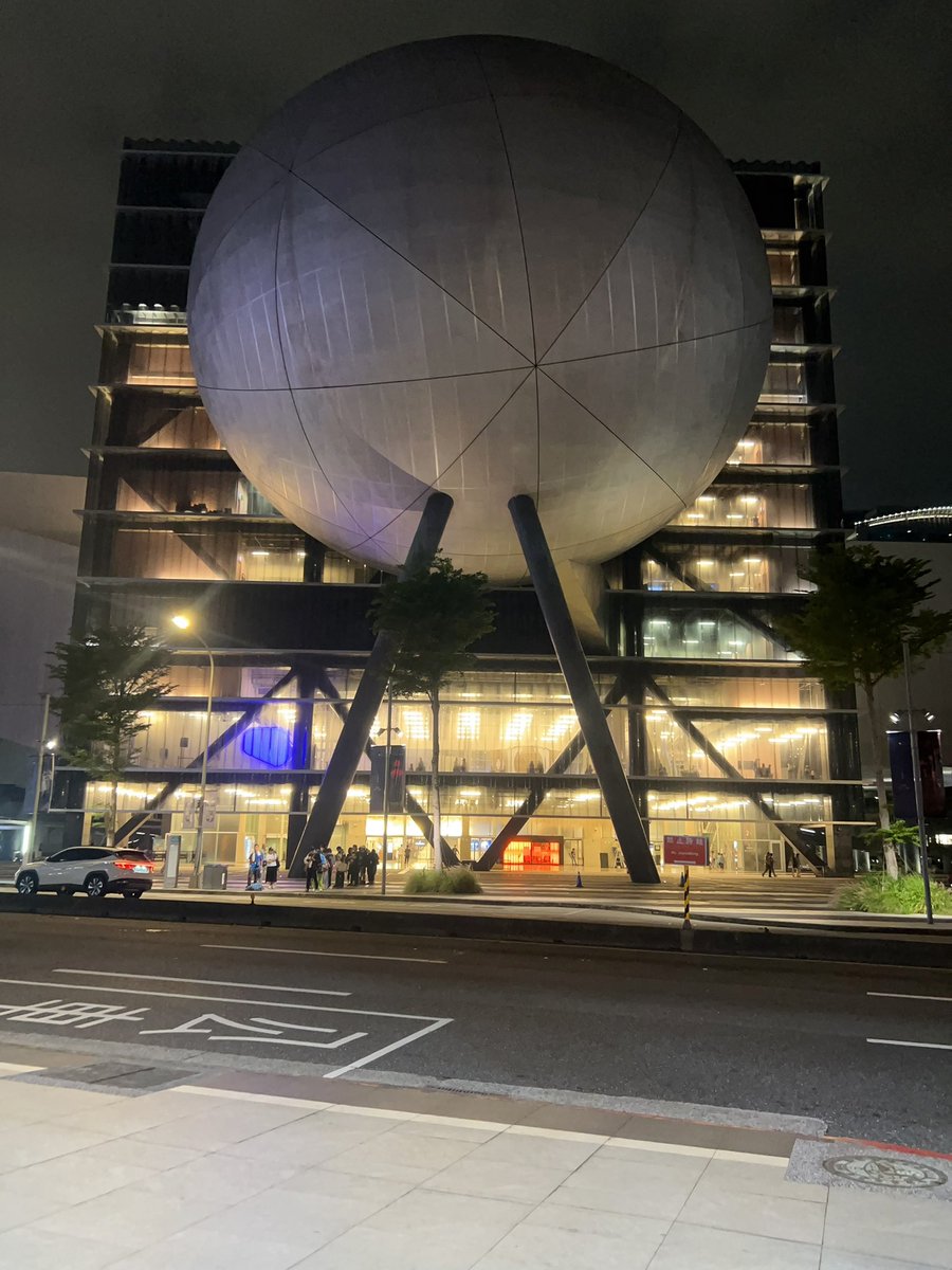 👹拎咒罵👺 tweet media