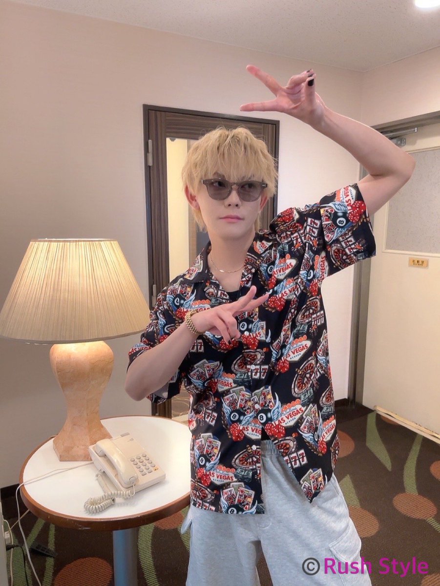 Rush Style tweet media