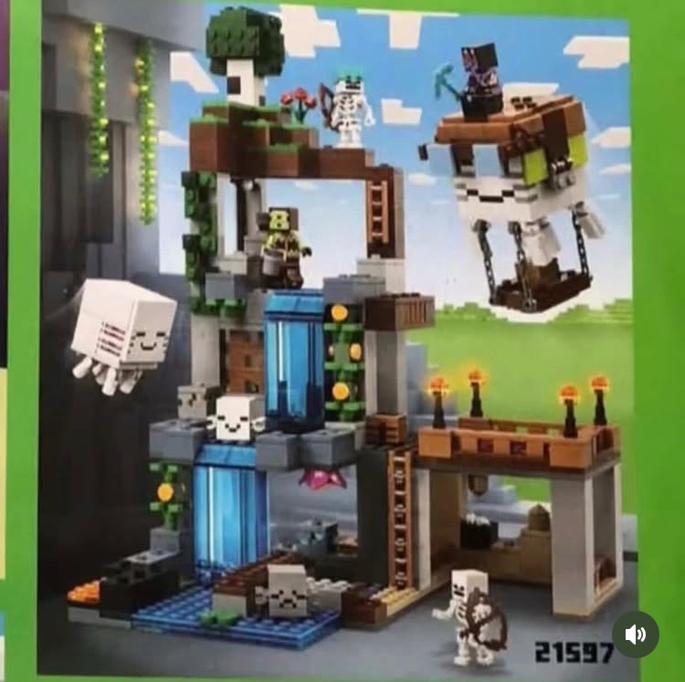 BlogsBrick's tweet image. Lego Minecraft The Ghast Station first look image, thanks to @TUnibricks 

754 Pieces / $99.99 / Release date TBC

#Lego #Legonews #Legoleaks #Minecraft