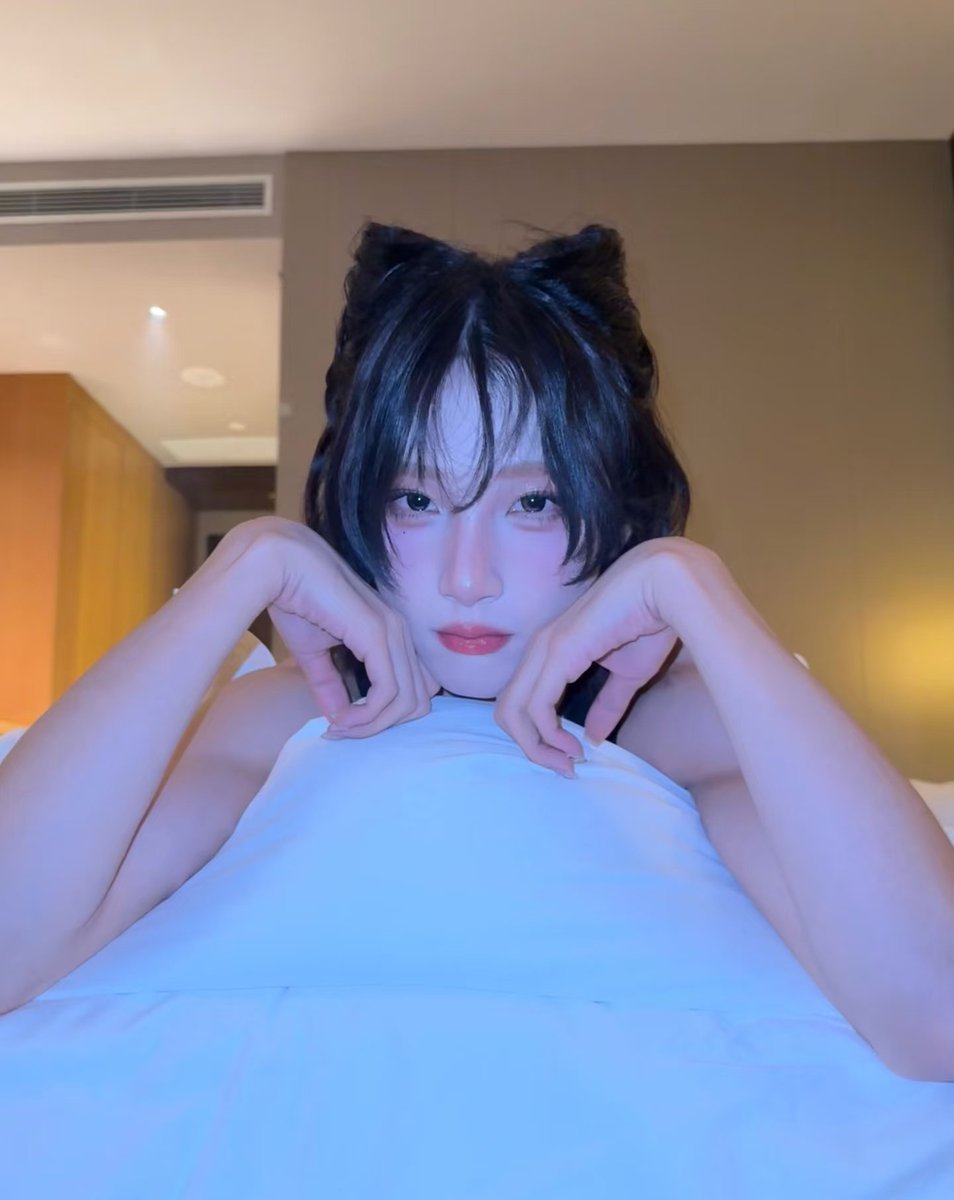 cattothemoon 🔞🫵 tweet media