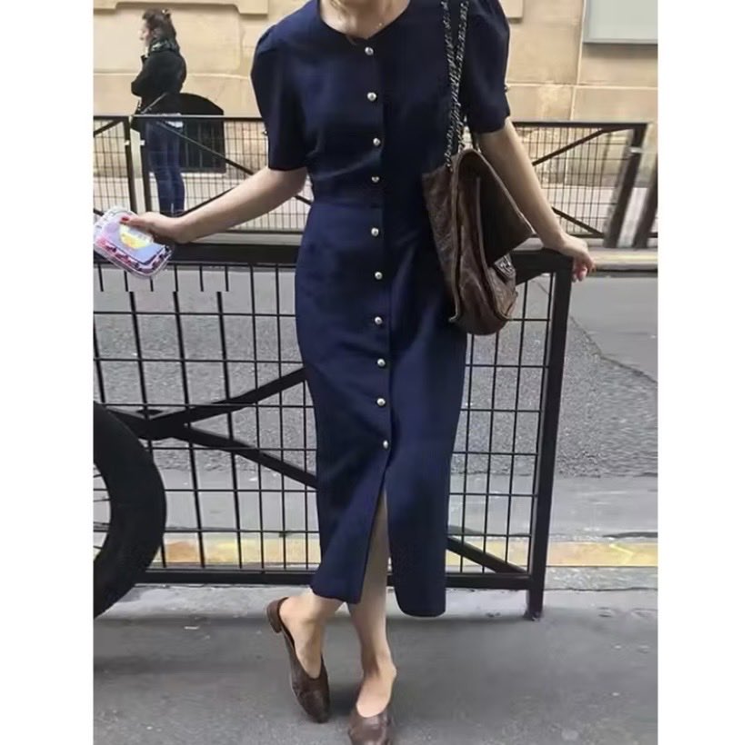 seaourly's tweet photo. wts button linen dress navy 86k nego

- detail di foto
- real pic di slide 4; kusut belum disetrika lagi tapi no minus ya
- bisa oren aman https://t.co/bQZq3oA54q