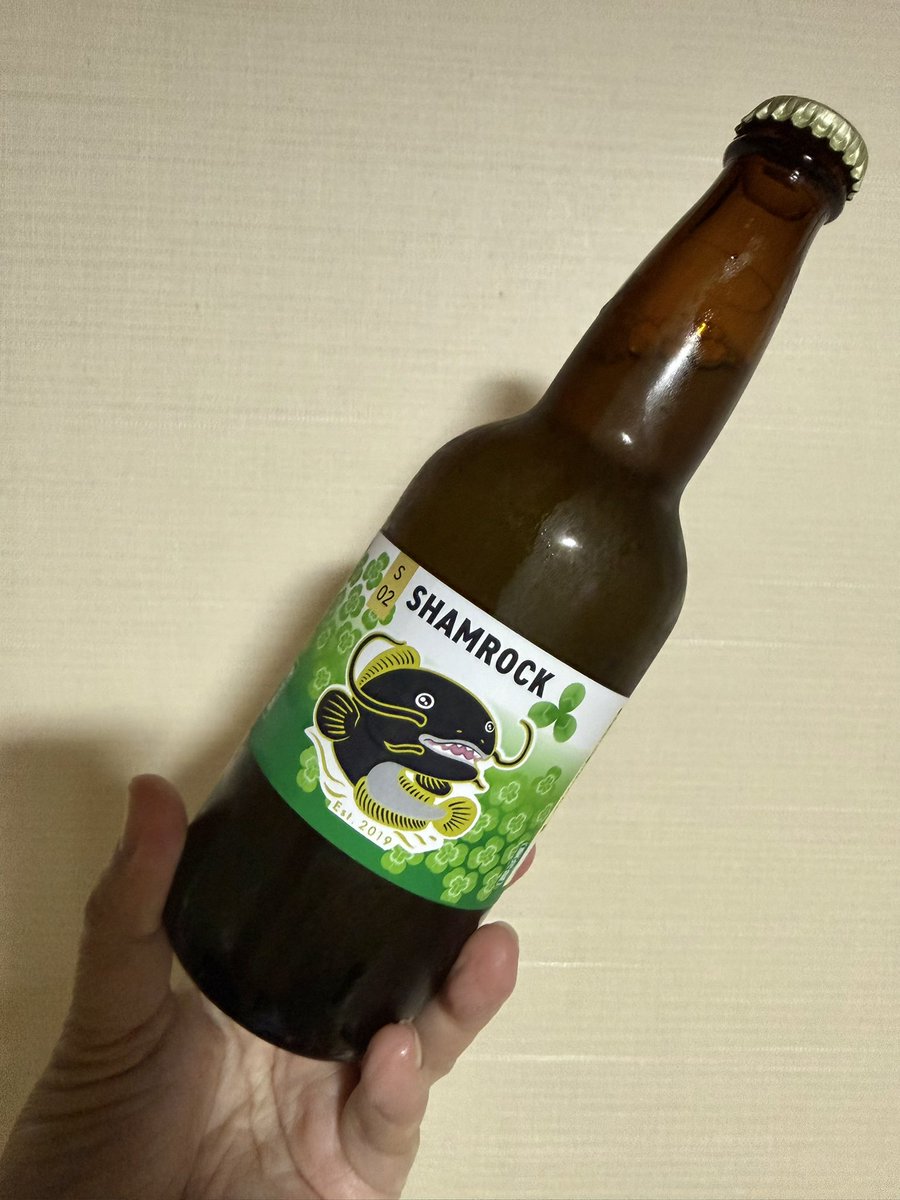 mami1129mauloa's tweet image. ずっと気になっていた #結城麦酒 さんの
緑色のビール #SHAMROCK 🍀

かなり苦味はあるけれど後味はスッキリですな😊 

からの、 #いばらキッス 🍓