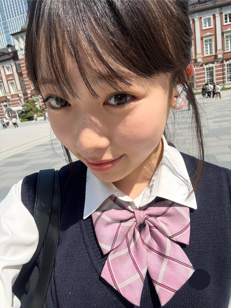 natumemira's tweet image. 個人的には左顔の方が写真が盛れるのでいつも右に顔をかしげて撮っちゃうのです。
 そして今日はポカポカな1日でしたね！
 #jk  #無加工