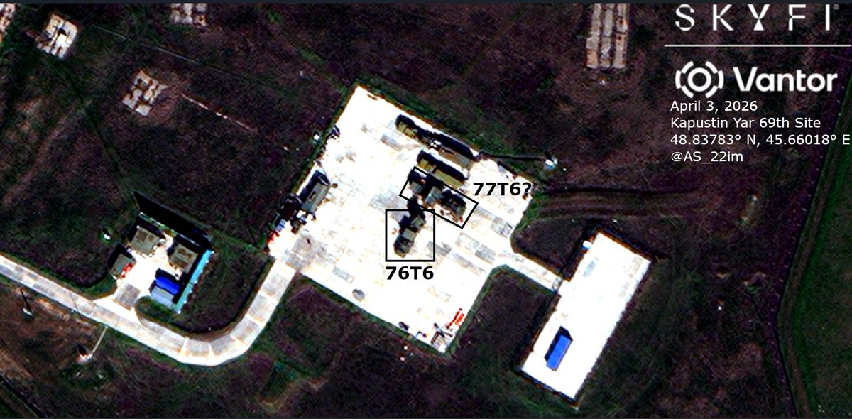 Reality_Index's tweet image. #S500 ⚡⚡🔥🔥 

New satellite imagery of the S-500 test site dated April 3 appears to show the 76T6 radar, in what may be the first visual identification of this system anywhere in the world.

The imagery also shows the S-500 launcher area and support elements at the site.