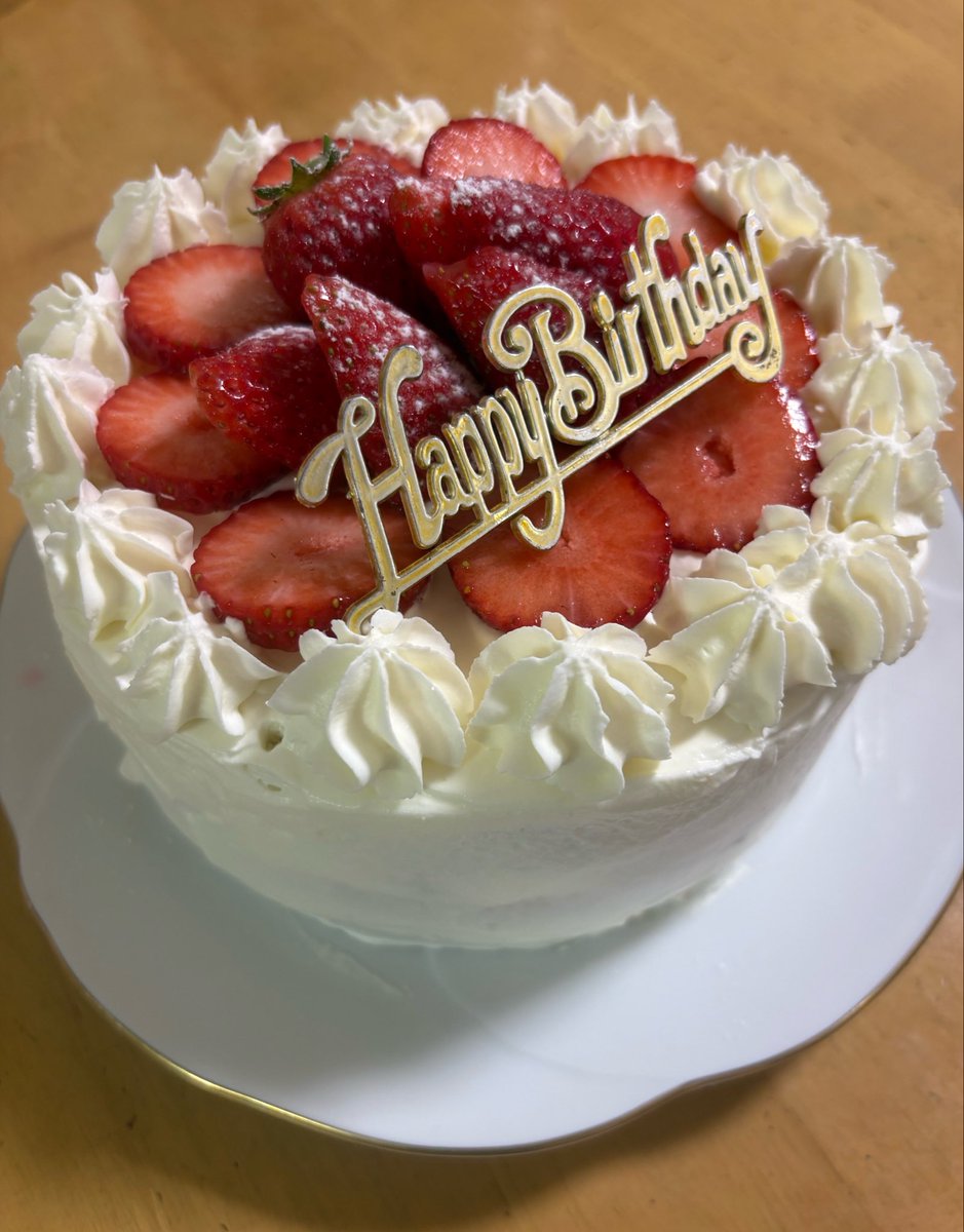 miso🟦🟥🌹🌹 tweet media