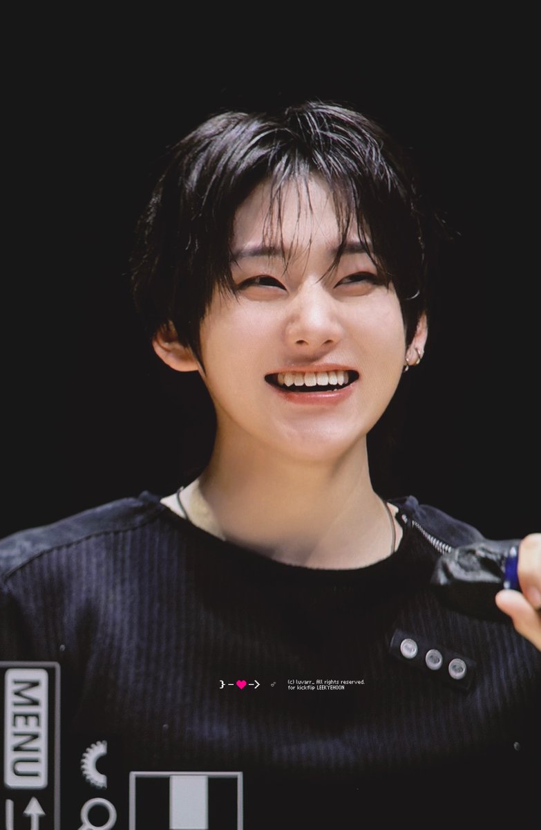 ⌁ ｝- ❥ - ＞ tweet media