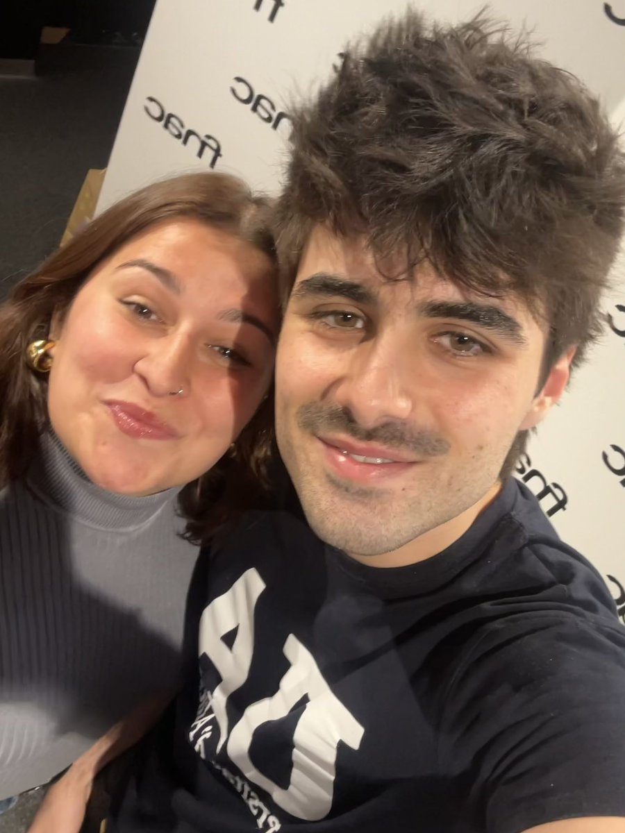 reich 🦦🌼 tweet media