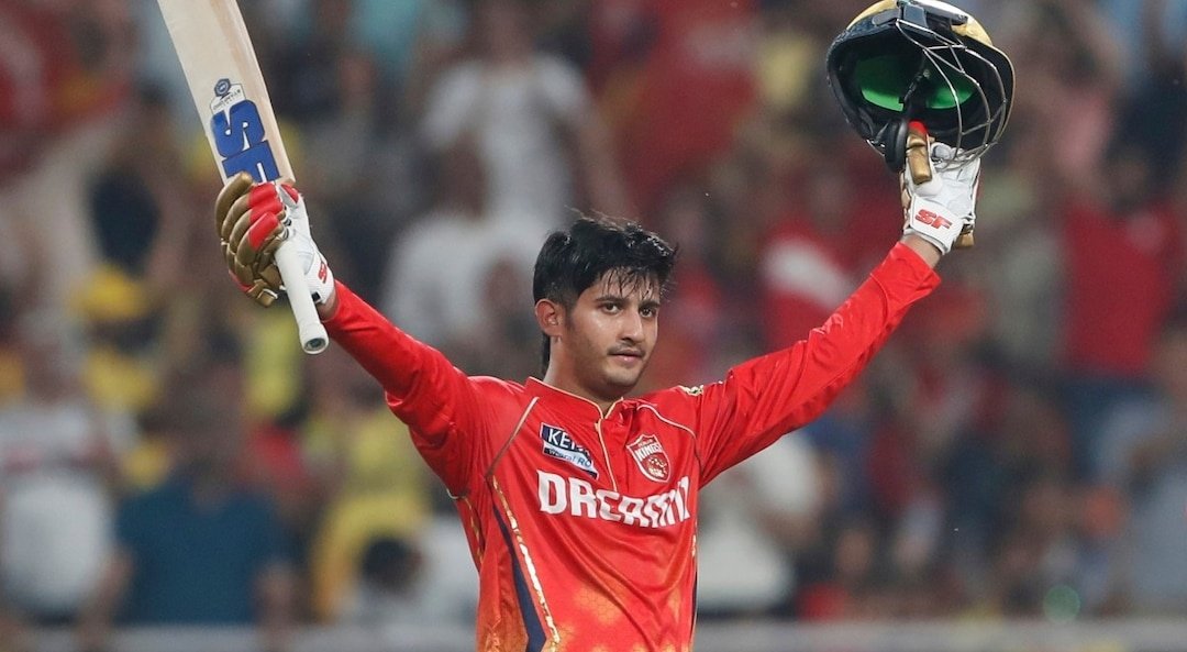 𝐊𝐨𝐡𝐥𝐢𝐧𝐚𝐭!𝟎𝐧_👑🚩 tweet media