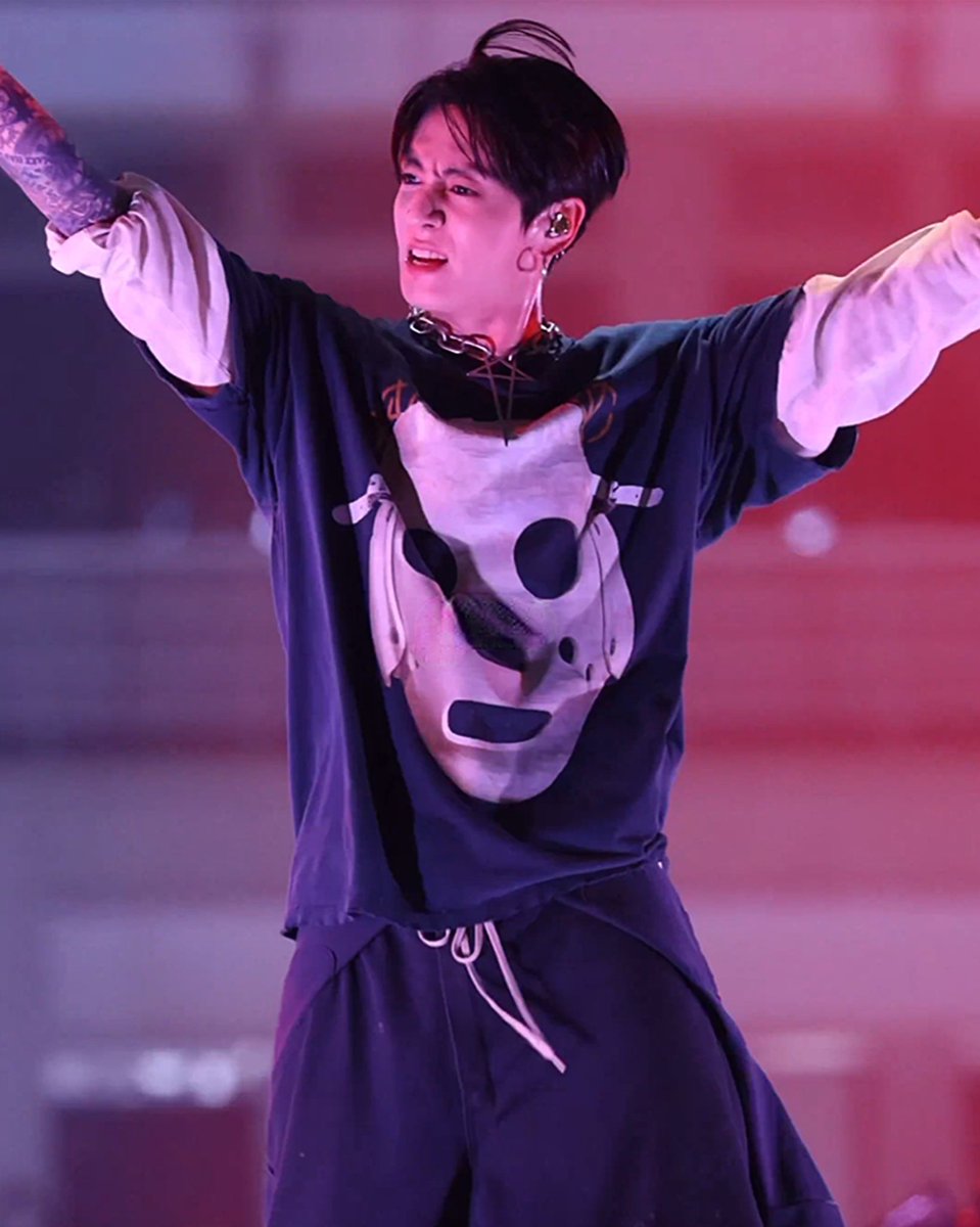 JK (@97jungukk) on Twitter photo 