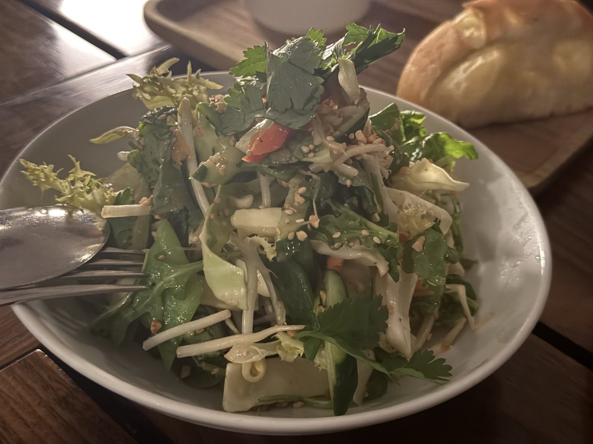 MIKI26746934's tweet image. 260410001 #IVYPlace on #Daikanyama in #Tokyo. #NamikiPoint5 代官山の森の中でウェルネスをコンセプトにしたダイニングレストラン。落ち着いた雰囲気で質のある食事とワインを楽しめる。tysons.jp/ivyplace/