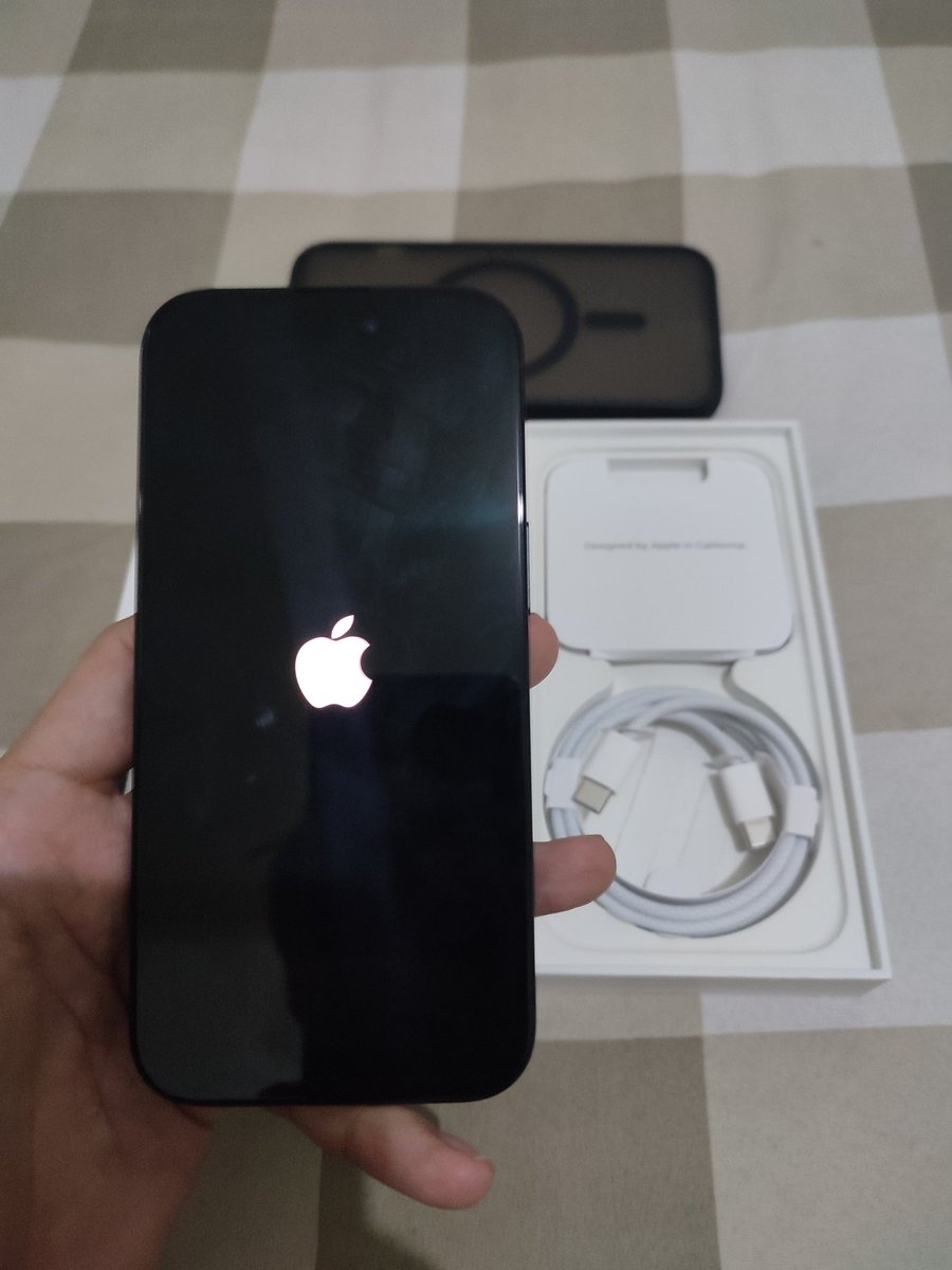 gatau siapaa | WTS iPhone 15 128 GB tweet media