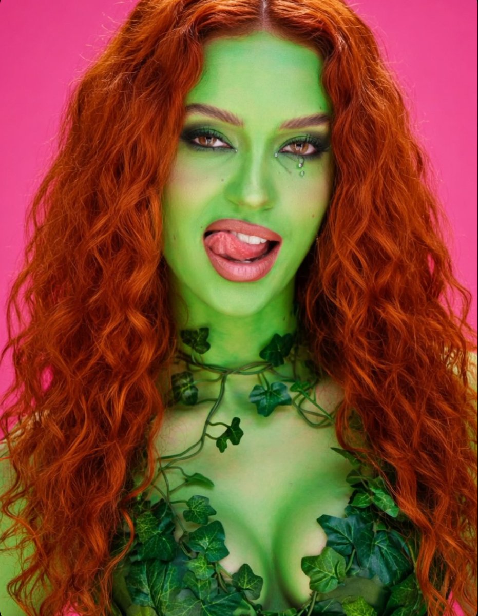 Sophie's lil Ivy BunBun tweet media