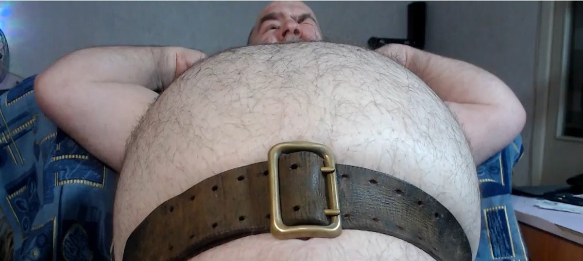 wertymen99's tweet photo. - "Werty, You gona POP?" 
- "Come with me! And i show You!"
Join me Free: https://t.co/nYQ75Vtu8K
#werty #wertymen #WertySergey #Inflation #BellyInflation #BellyExplode  #BellyBursting #AirPump #MaleInflation #BigBelly https://t.co/kdcjPpEMax