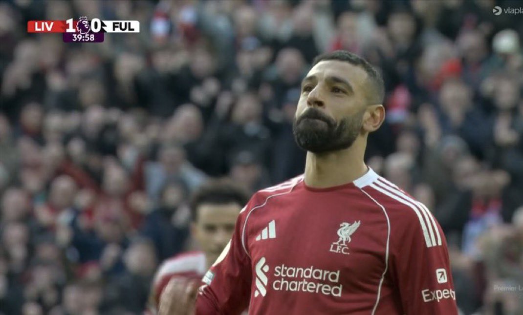 Liverpool 🇫🇷 tweet media