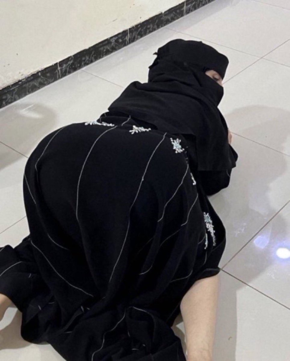 2znv2m's tweet photo. ماما قدام صاحبي السعودي الفحل المراهق عشان ينيكها و يمتعها القحبه 😭🔥🫦
مين ينيك سناء الاردنيه 🐷😭 https://t.co/urQu7T8st7