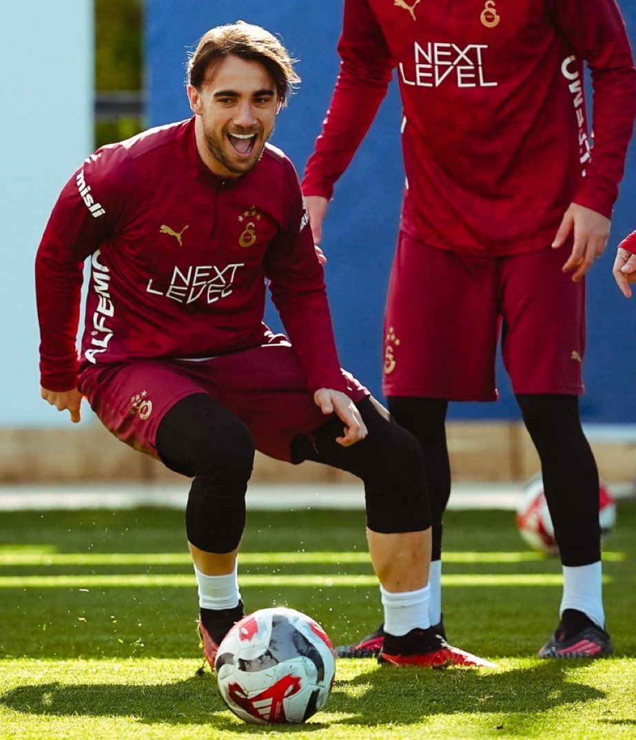 sacha🥷 tweet media