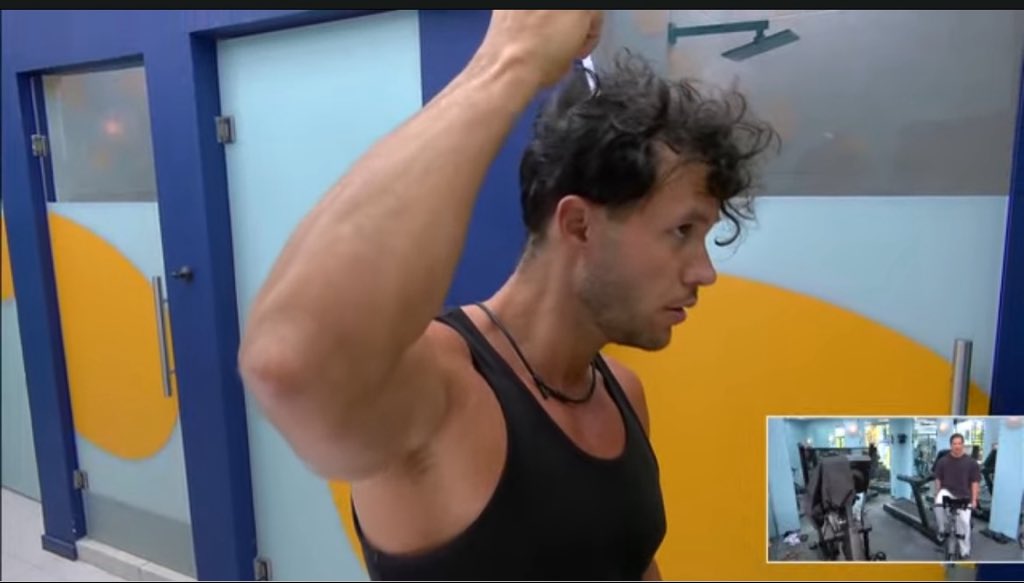 Adri🌻✨ tweet media