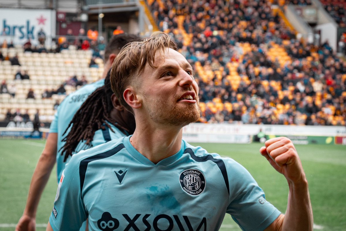 Stevenage FC 🔴⚪ tweet media