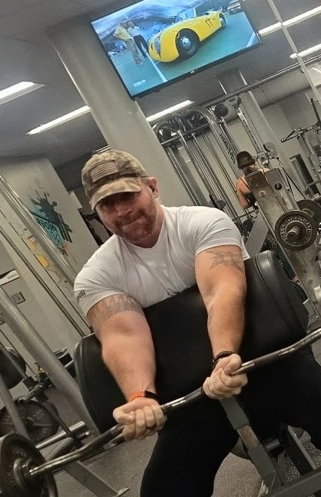 walzville's tweet photo. Gettin' it 
.
#walzrus #gym #nature #deviant #loveyourself #demonslayer https://t.co/Z7yLZ11Hwm