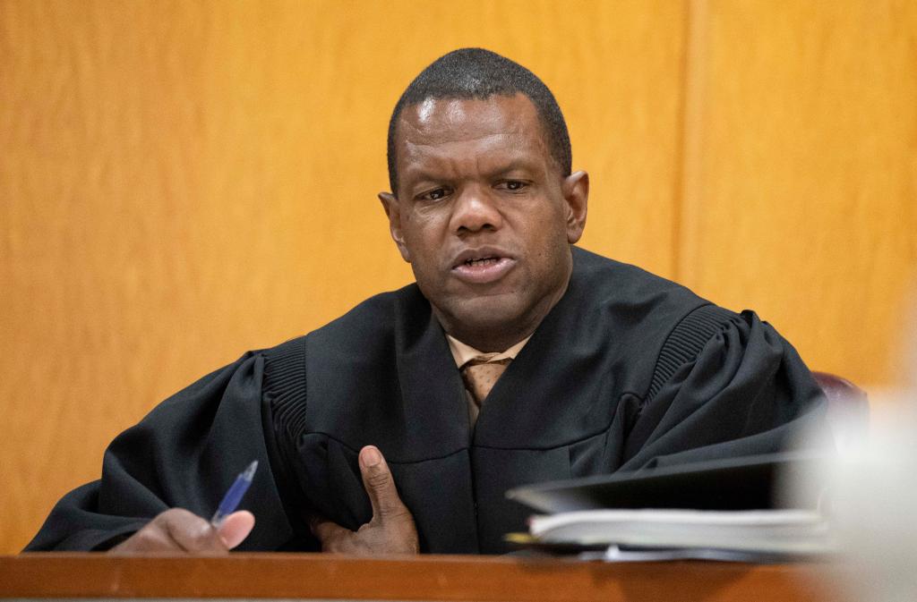 Sarcastic Cupcake tweet media