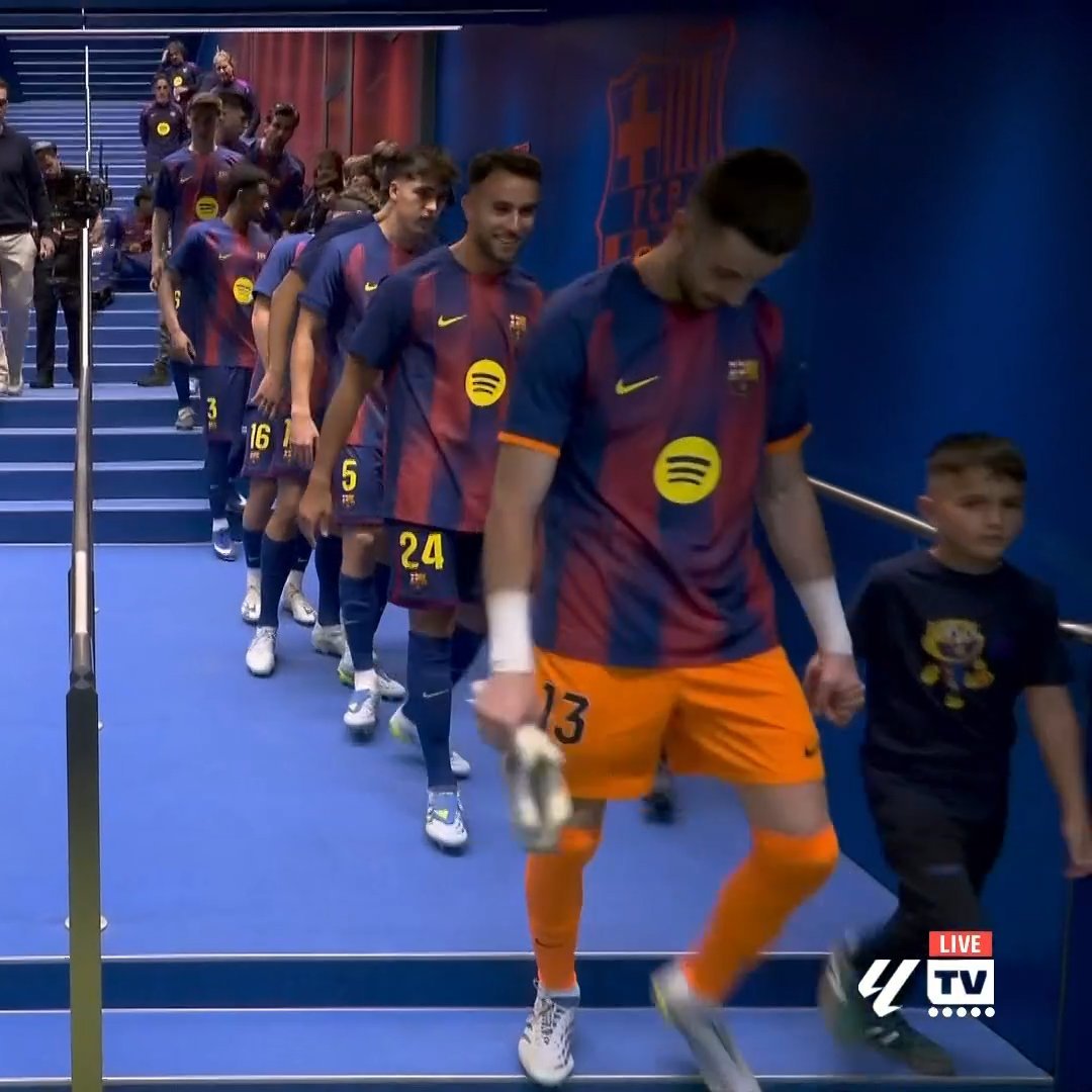 Supporter tweet media