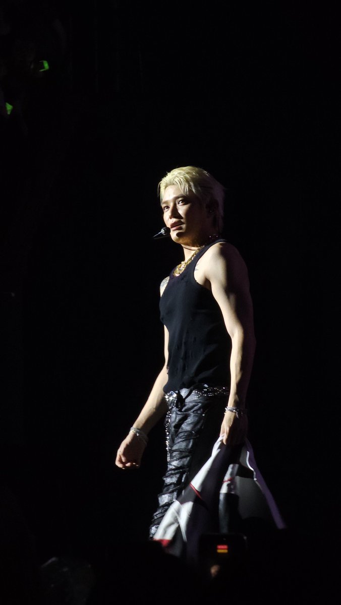 🐰❄ Youth tweet media