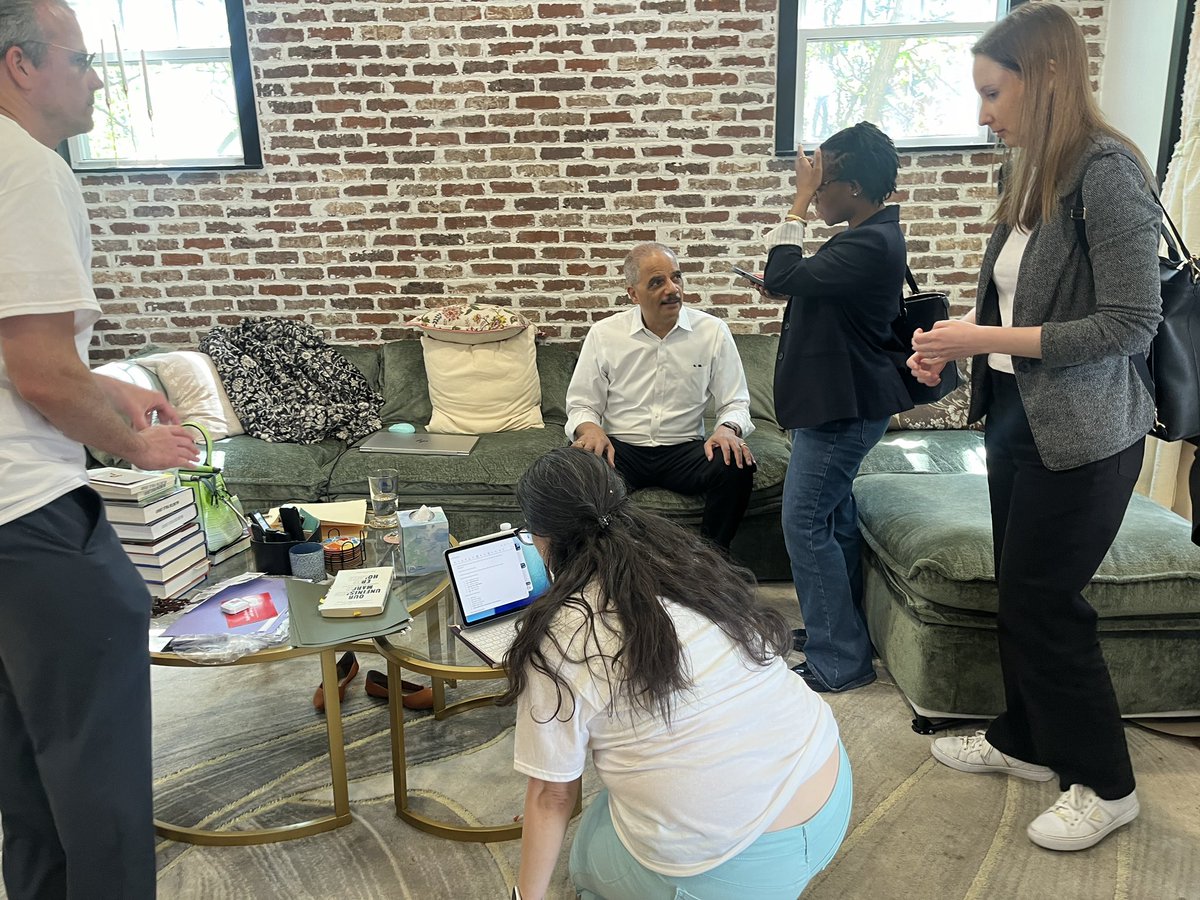 BlackVaNews's tweet image. In Arlington #Virginia team #VOTE YES is out in force with #EricHolder and @DonBeyerVA + #JollyGinger