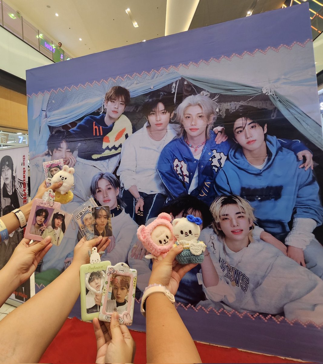 Elli ૮₍ ´• ˕ •` ₎ა tweet media