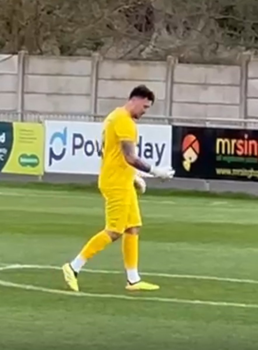 Harry Tucker tweet media