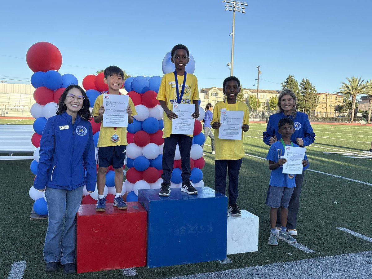 TiffanyD823's tweet photo. Congratulations to all @CentraliaESD students for their participation in last night’s Buena Park Track Meet! We had no doubt you would all do well! @CentraliaESD @CentraliaSup @DrStacyChang https://t.co/MSjZKw9q6O