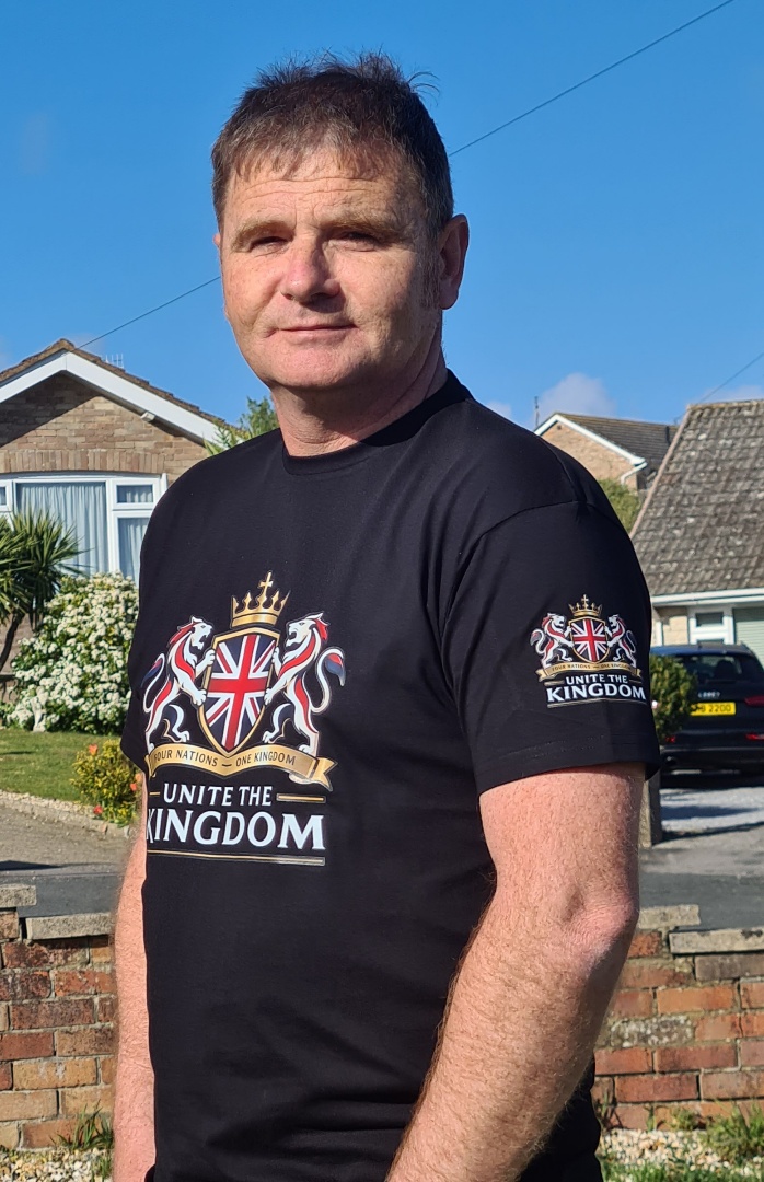 kevin1paul's tweet photo. Ready to Unite The Kingdom... See you all in London May 16th. Get your #UTK T shirts at - https://t.co/dka9gfltgG @TRobinsonNewEra https://t.co/SqSYSqzmXO