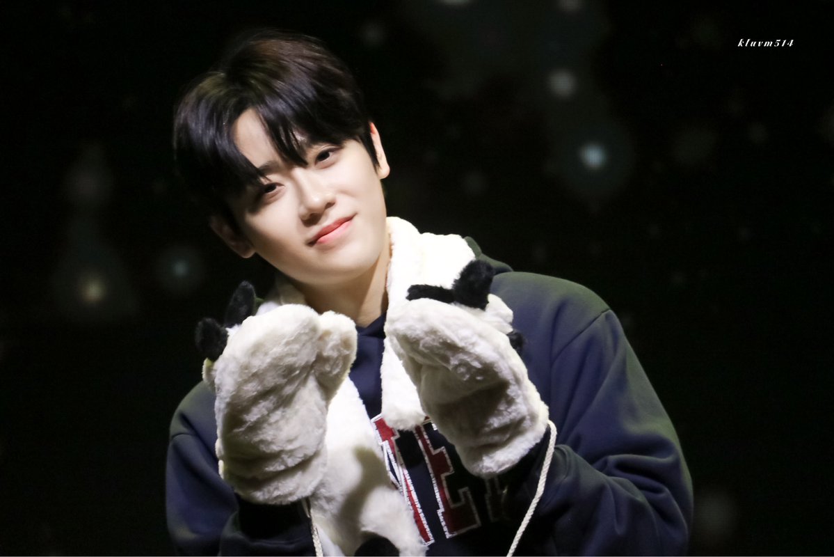 금럽미❦ tweet media