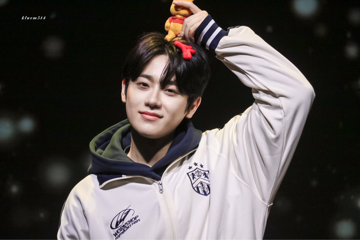 금럽미❦ tweet media