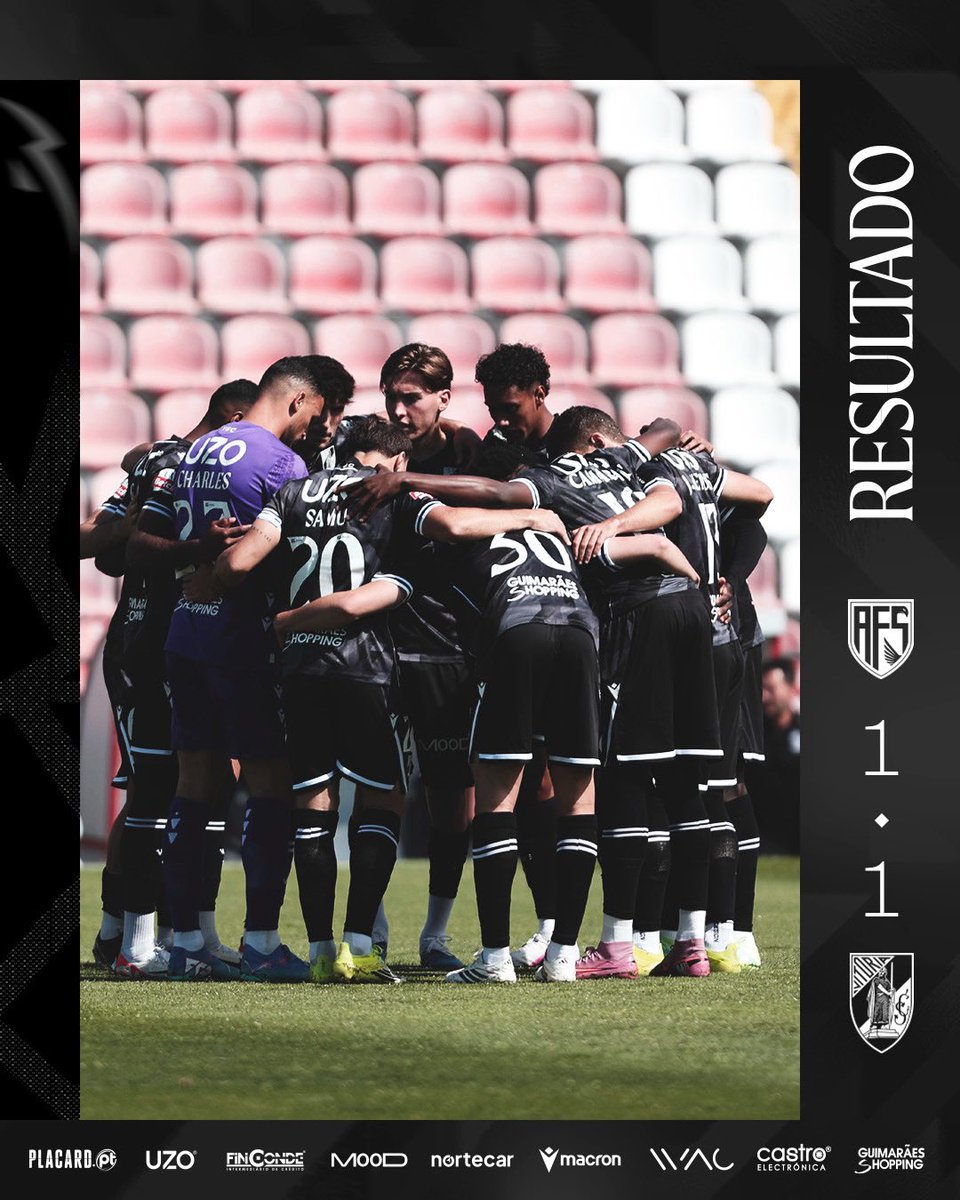 VitoriaSC1922's tweet photo. Fim do jogo.
#UnidosPeloVitória • #AFSVSC https://t.co/x2AIvaNbrH