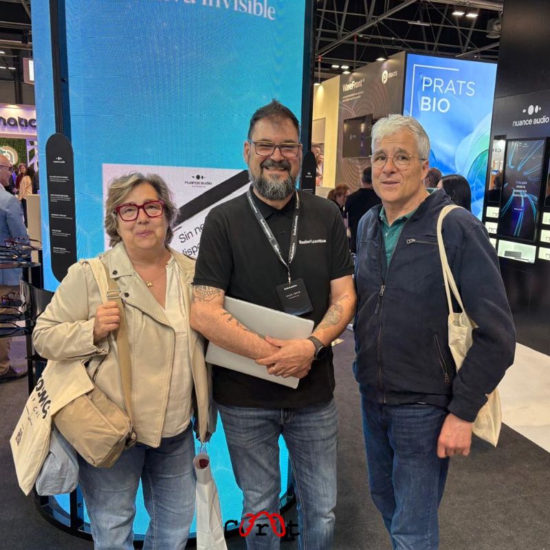 OpticaCorot's tweet photo. ¡Hoy hemos visitado @expooptica y nos hemos encontrado con muchos de nuestros proveedores! (parte 2)

¡Siempre buscando las mejores lentes, lentillas y productos para vosotr@s nuestr@s clientes! 🤓🥹

#Óptica #Madrid #gafas #lentillas #ExpoÓpticayAudio2026 https://t.co/xH4tilExE5
