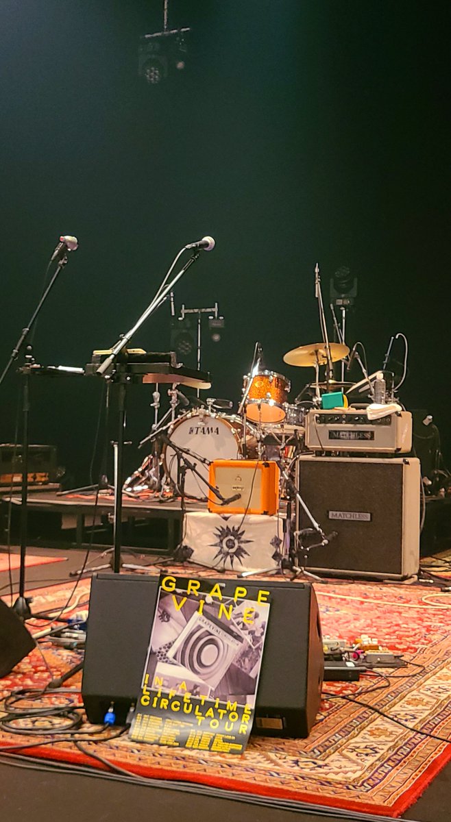 okayu_m821's tweet image. SPRING TOUR 2本目@福岡市民ホール
初日参加でセトリを把握して挑んだのにまたも情緒コテンパン🙃💥演奏歌唱佇まい場の掌握力その他諸々、何故こうも軽々と最高を更新してくるんだ？？目の前の世界一好きな景色に今日も泣かされた。ファンへの感謝や愛を全部音楽に込めてくれてありがとう😭
#GRAPEVINE