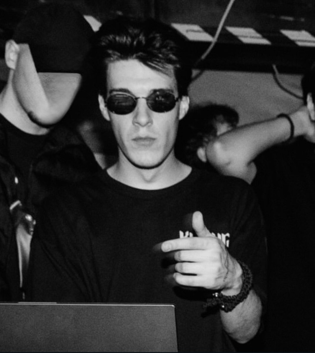 iskreni komentator tweet media