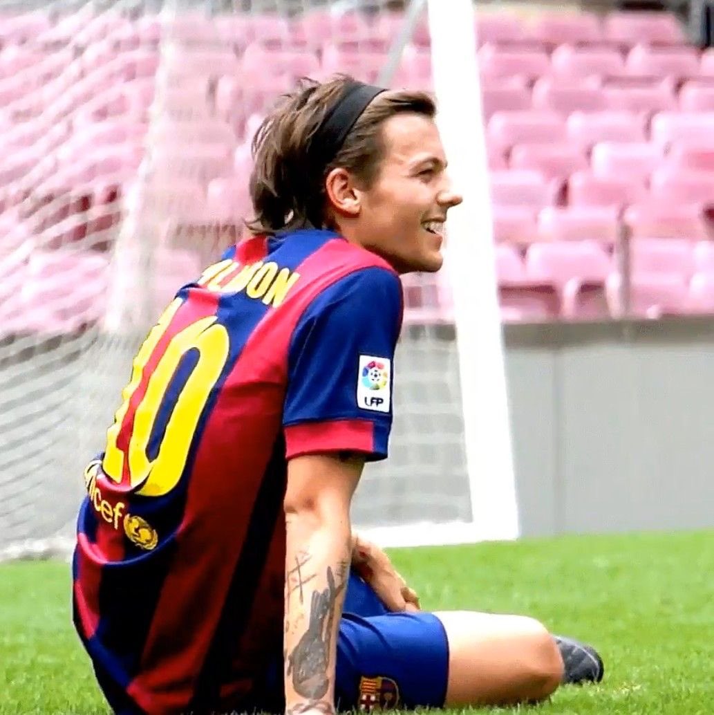 Louis Tomlinson Updates tweet media