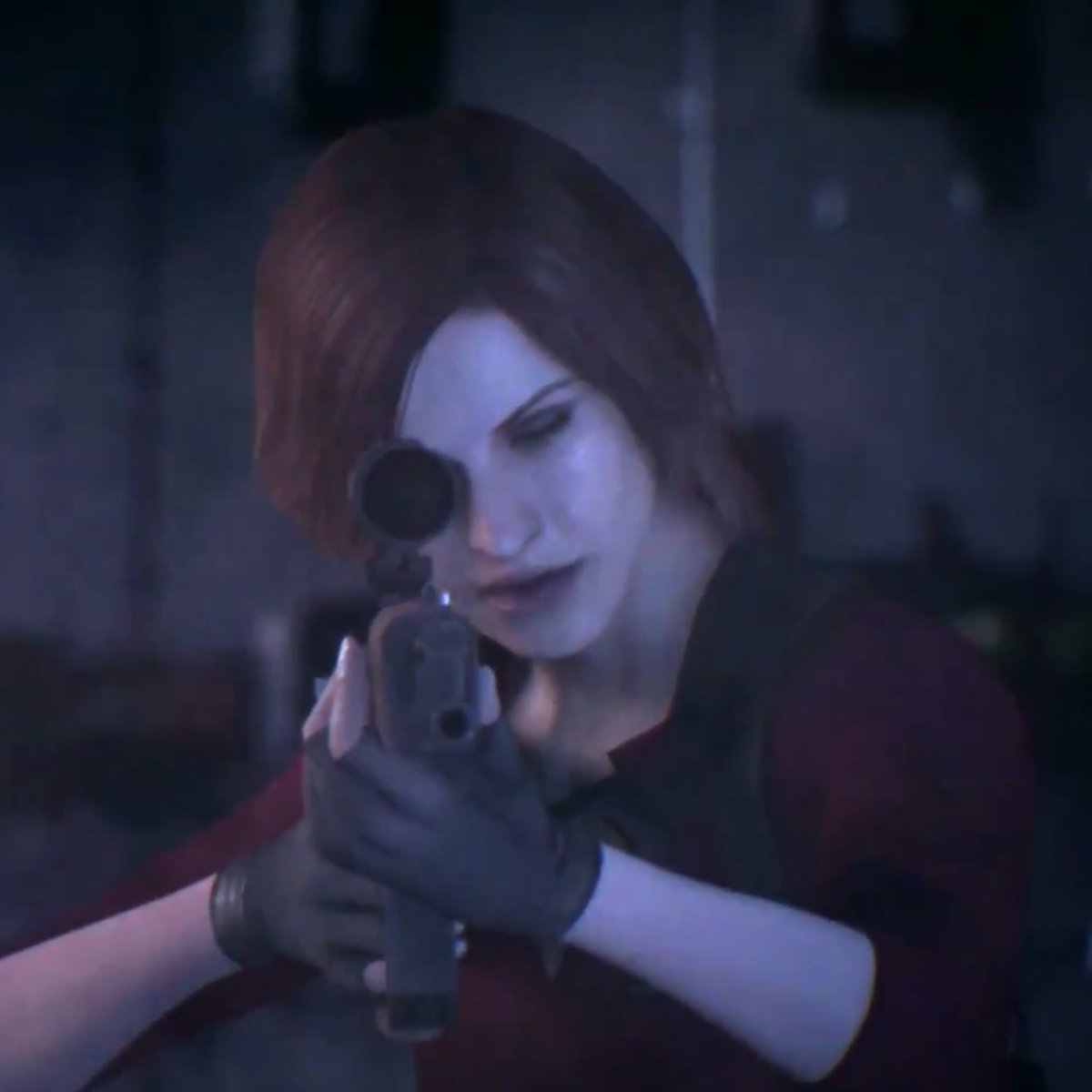 playing re6 🍎 tweet media