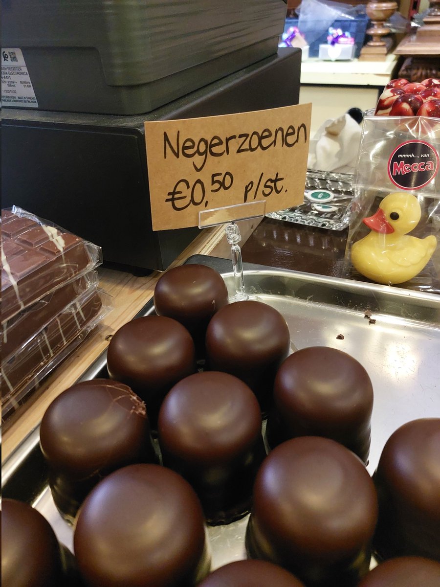 joopgrijpink's tweet photo. Negerzoenen te koop. #Negerzoen https://t.co/UKnTLlSDKj