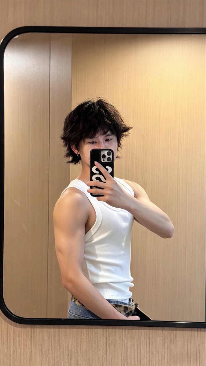 Kurolo tweet media