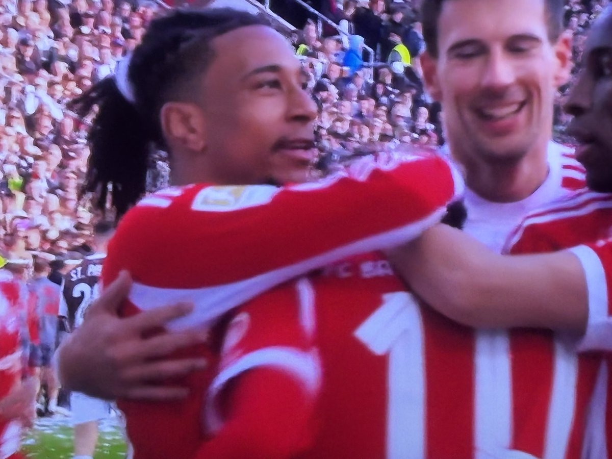 𝘽𝙚𝙣𝙟𝙞𝙁𝘾𝘽 ¹⁷ tweet media