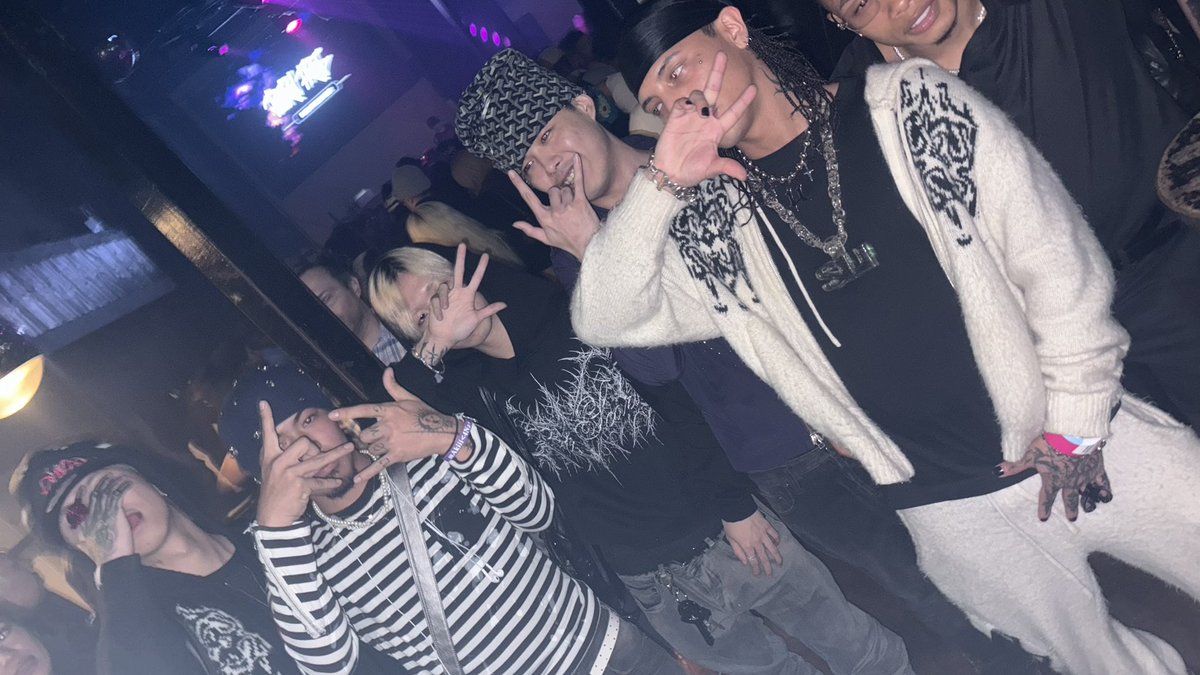 DJ FLOWW tweet media