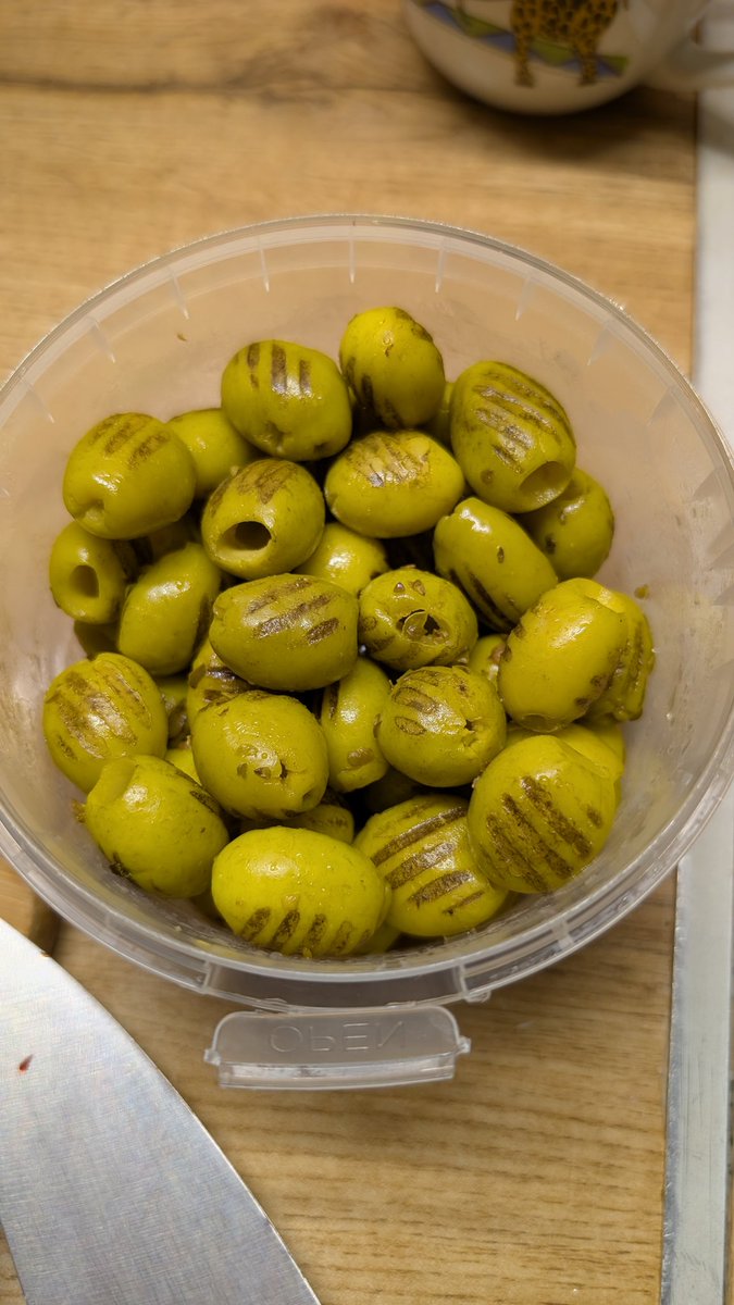 Бэдробот tweet media