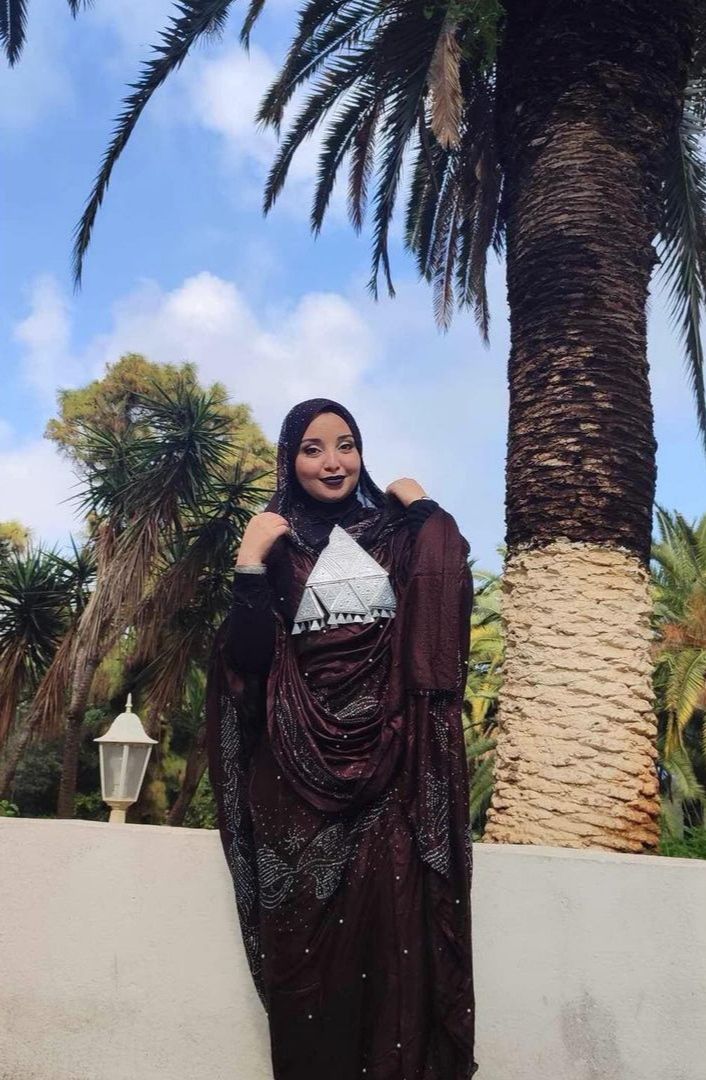 مريم ☀️ tweet media