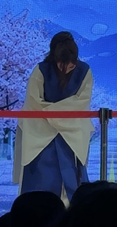 꿍 tweet media
