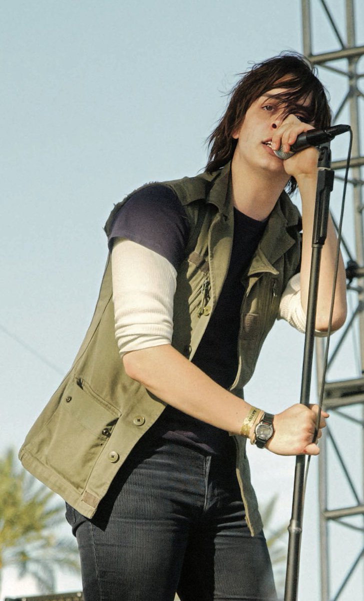 naya ≅ tweet media