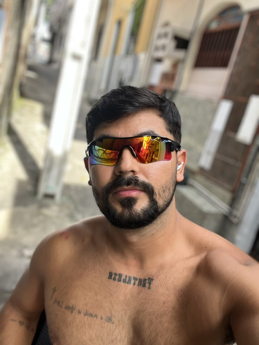 Mencer tweet media
