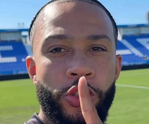 PayosHerman0s's tweet photo. ferran mete gol al decimoséptimo de la liga después de llevar 3 meses haciendo el ridículo:

El hijoeputa del tiburón: https://t.co/5mRDEW1ads