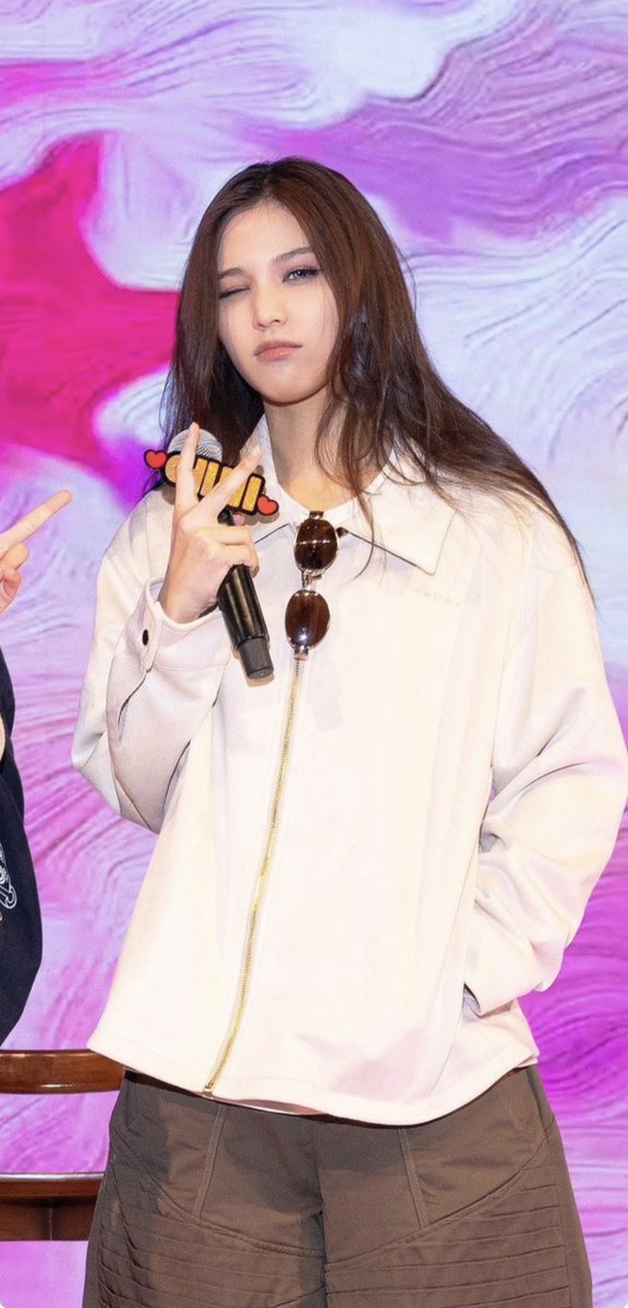 본엠파 tweet media